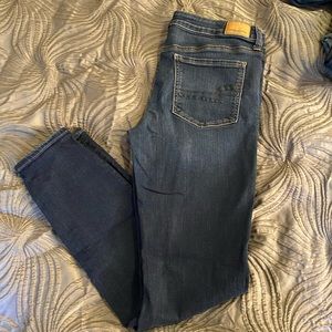 American Eagle size 12 LONG dark washed jegging